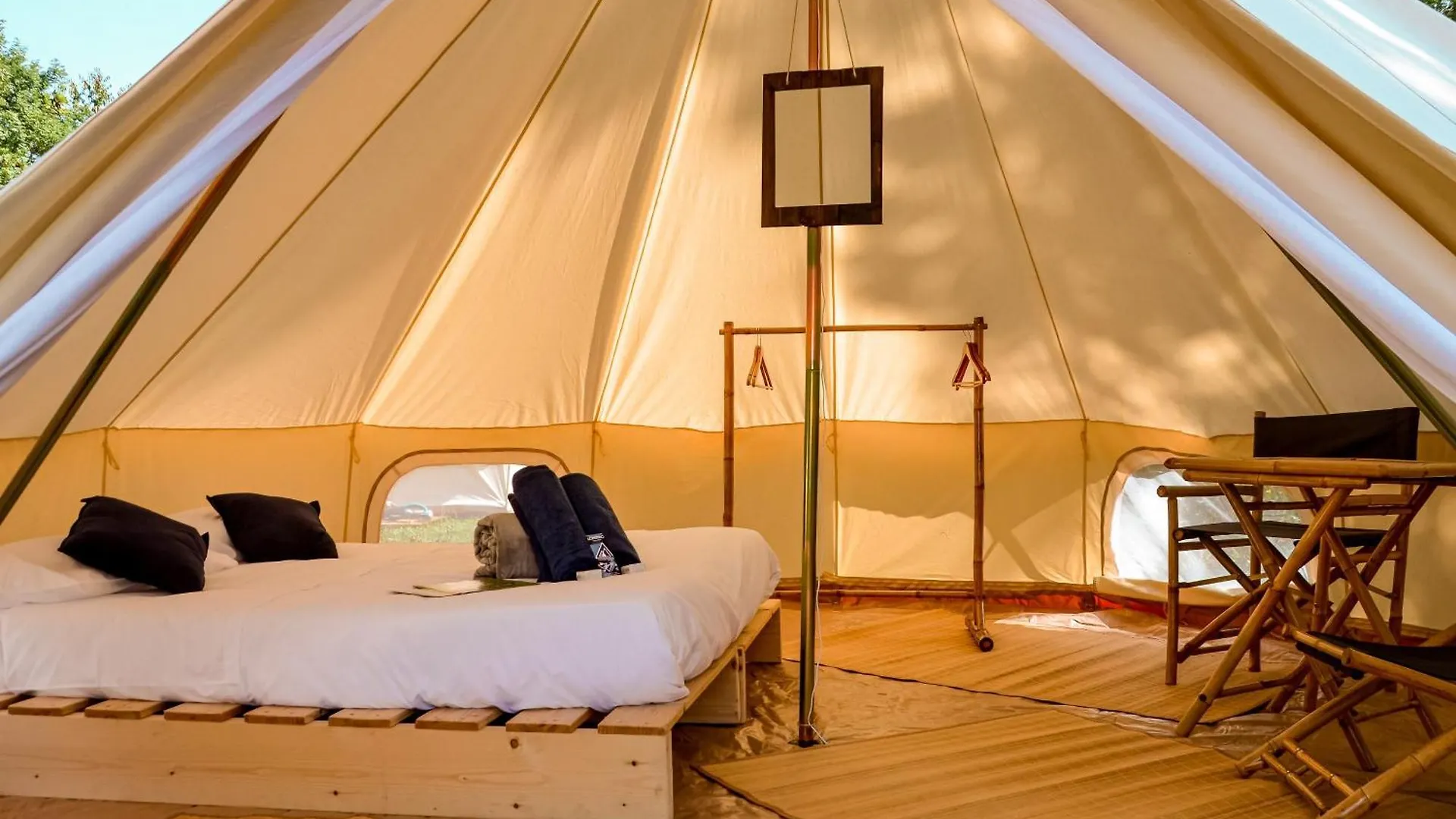 Lodg'Ing Nature Camp Dordogne Lacave  Luxury tent Lacave (Lot)