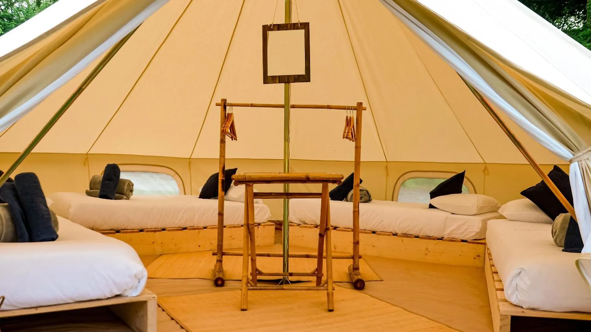 Campo de lujo Lodg'Ing Nature Camp Dordogne Lacave