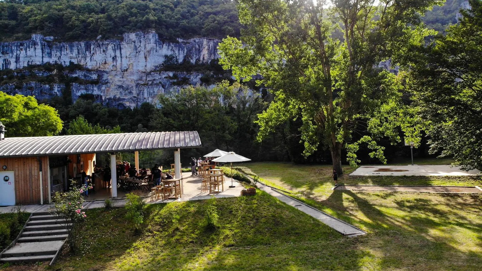 Campo de lujo Lodg'Ing Nature Camp Dordogne Lacave  Francia